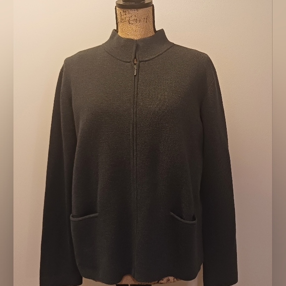 Eileen Fisher Italian Yarn 100% Wool Gray Cardigan Full Zip Size M - Picture 2 of 9